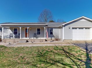 100 Jade Rd, Benton, KY 42025