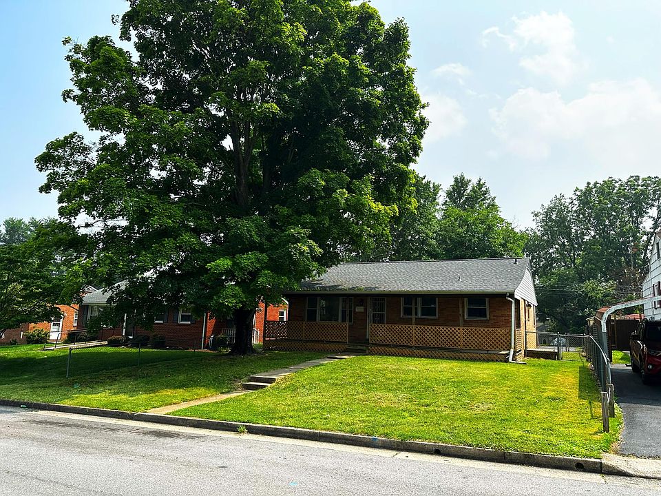 1514 Monroe St, Waynesboro, VA 22980 Zillow