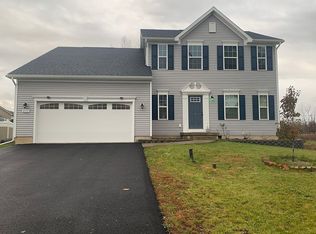 8591 McNamara Dr, Clay, NY 13041