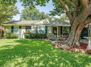 1301 Aransas Dr, Euless, TX 76039