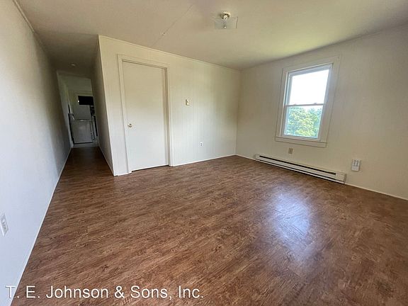 4th image of 885 W 12th St #10231921