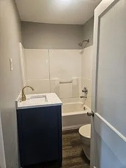 1155 Hartzell St — Photo 8