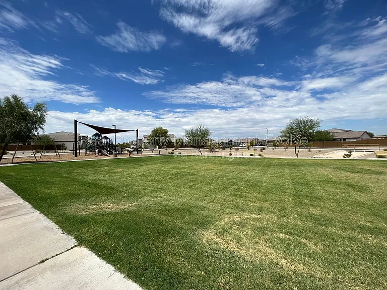 6450 W Magdalena Ln — Photo 33