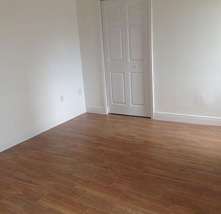 4th image of 6445 Indian Creek Dr APT 201