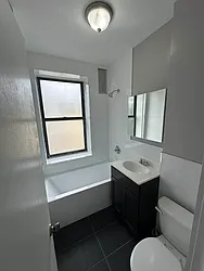 Rented by R New York