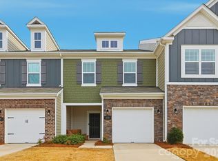 226 Harpers Run Ln, Matthews, NC 28104