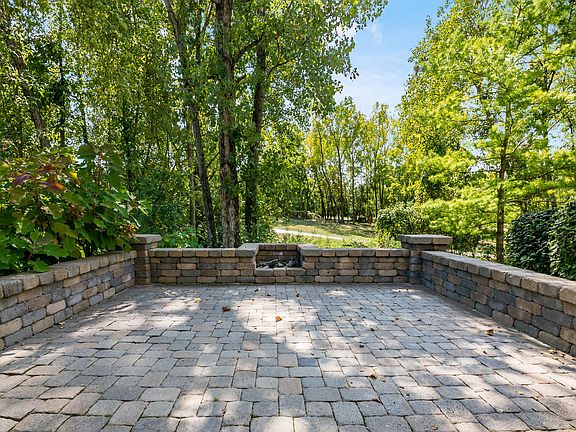 5th image of 4241 Penrith Ct