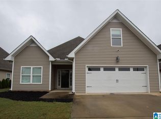 308 Waterstone Ln, Calera, AL 35040