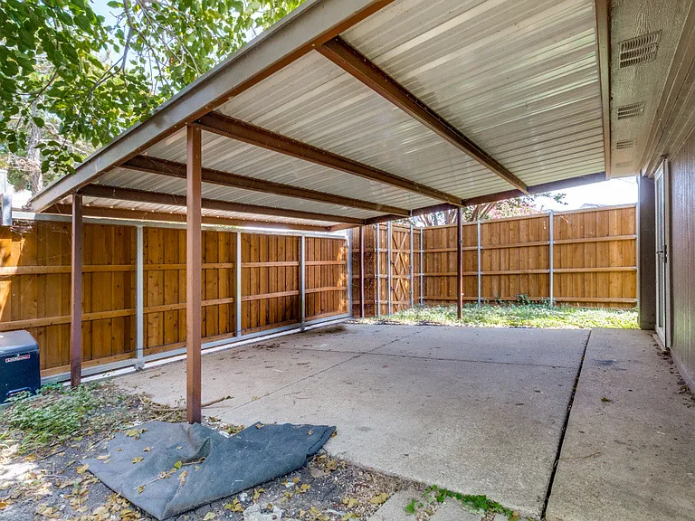2218 Fuqua Rd — Photo 23