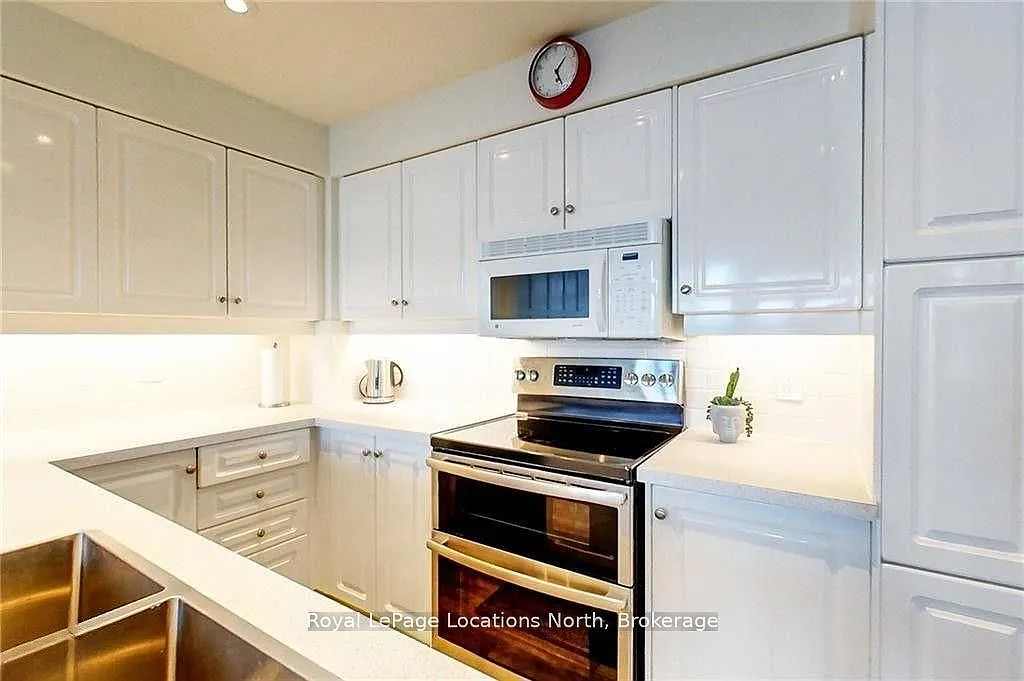 3 bed, $14,000 — Photo 3