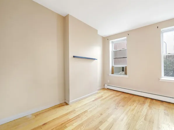 523 Adams Street image 15 of 19