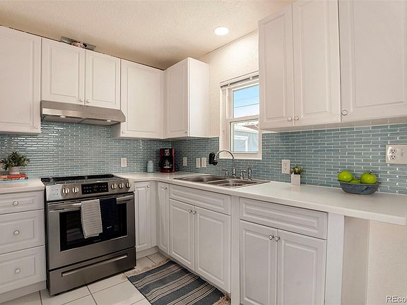 5th image of 9421 Highland Place