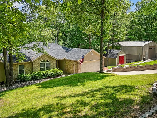 22359 Derik Rd, Springdale, AR 72764