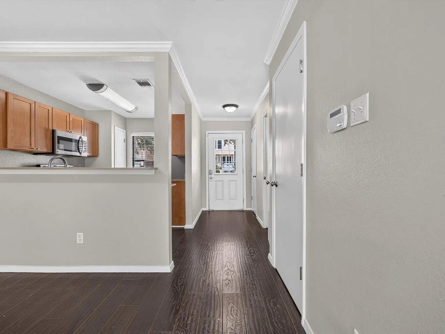 2 bed, 1120 sqft, $1,950 — Photo 4