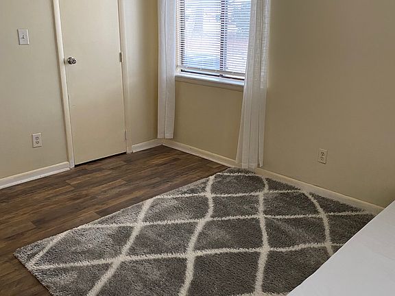 5th image of 950 Forestbrook Rd APT A2