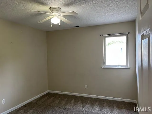 8001 Alexandra Ln — Photo 11