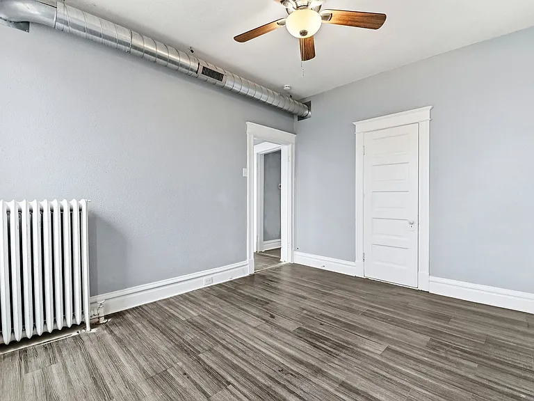 3623 Bamberger Ave #2F — Photo 3
