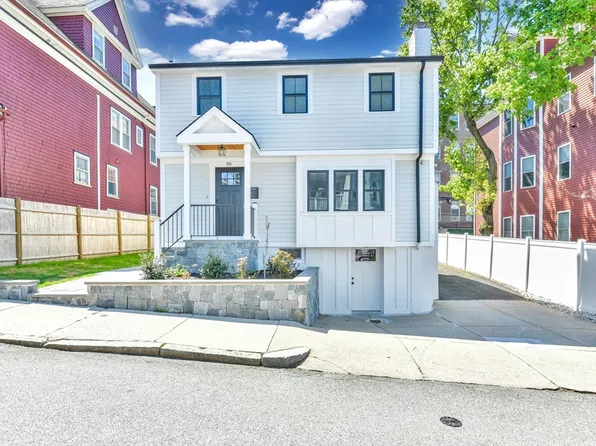95 Parkton Rd, Jamaica Plain, MA 02130