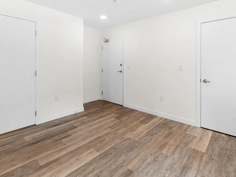 72 Primrose St #201 — Photo 9