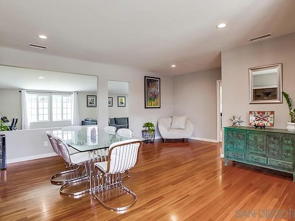 5th image of 4841 Orcutt Ave