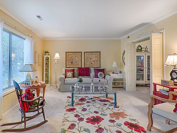 2nd image of 9328 New Towne Dr