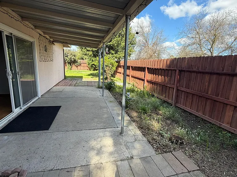 3731 Scallop Ct — Photo 12