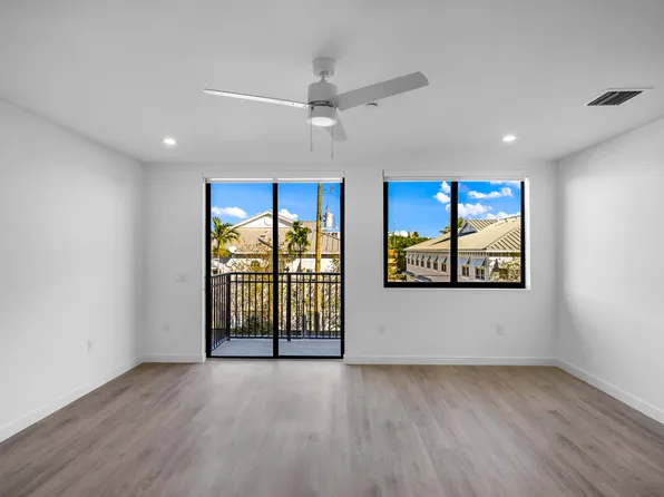 20 NE 19th Ave #204, Pompano Beach, FL 33060