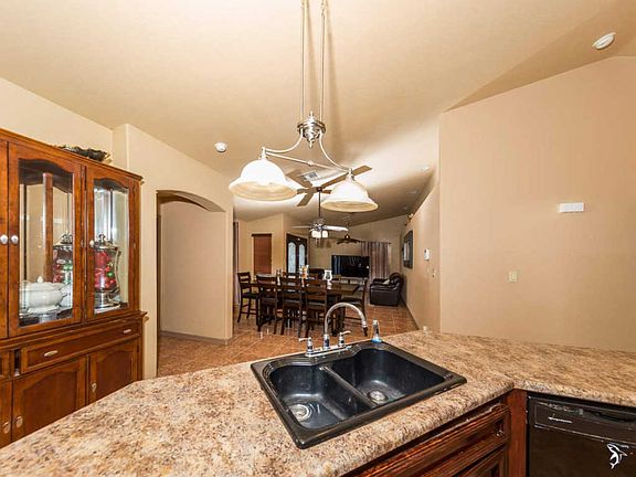 4th image of 376 N Madrigal Dr
