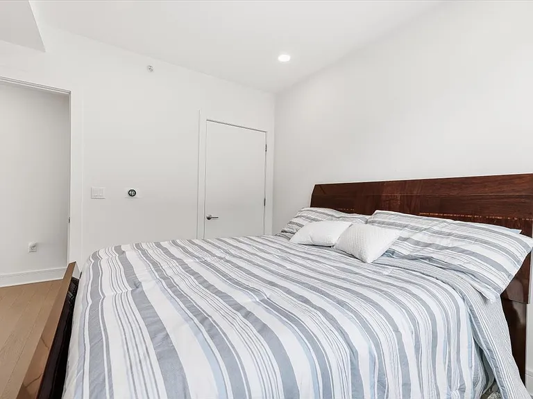 9 Avenue At Port Imperial #1016 — Photo 18