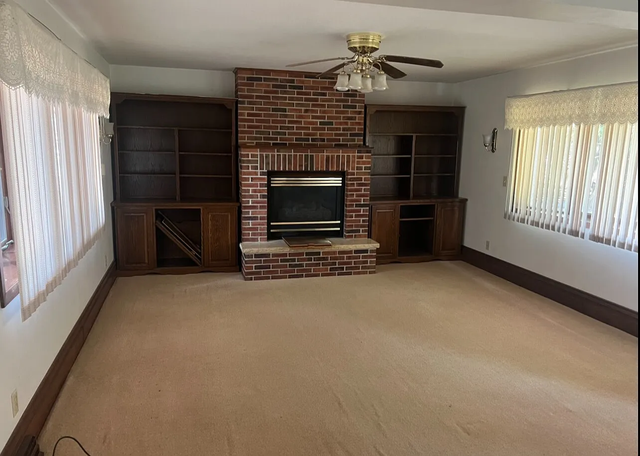 5 bed, 1.5 bath, 2428 sqft, $2,495 — Photo 3