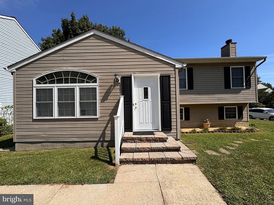1st image of 6129 Ducketts Ln