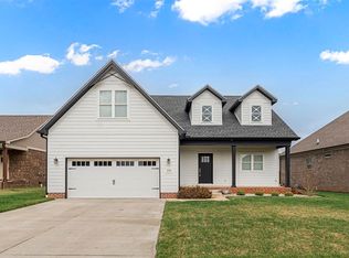 550 Kempton Ln, Bowling Green, KY