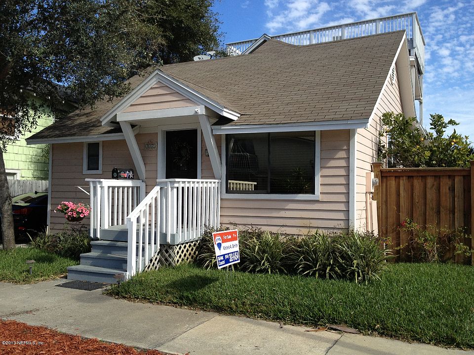 1st image of 817 2nd Street S
