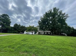 91 Rainwater Dr, Aylett, VA 23009