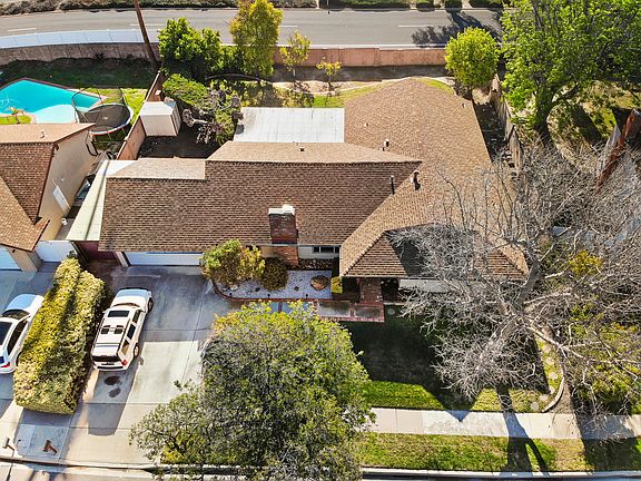 3rd image of 1408 Norman Ave