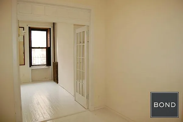 Rented by Bond New York | media 27