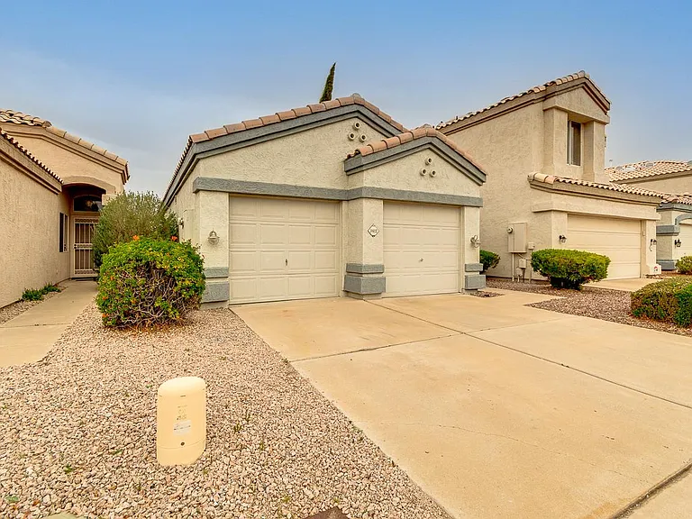 3412 E Renee Dr — Photo 6