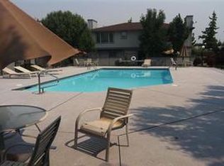 200 Ridgetop Dr APT 20, Redding, CA 96003
