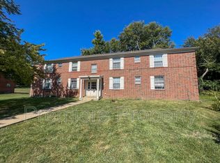 8616 Countryshire Ln APT 4, Kansas City, MO 64138