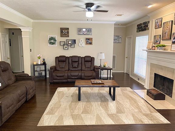 4th image of 15207 Maple Meadows Dr