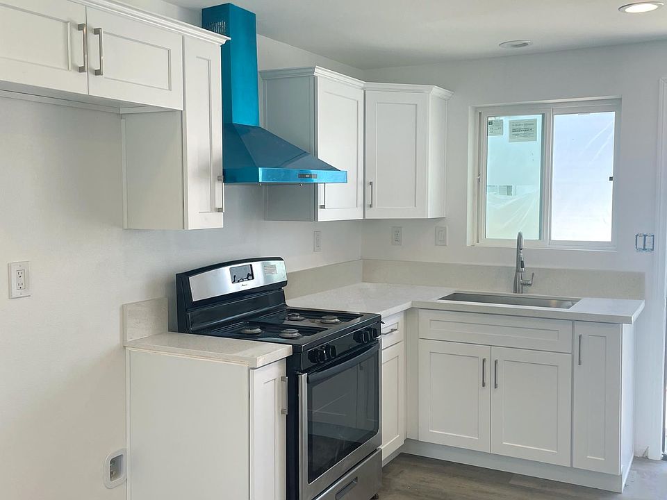 1st image of 9521 S Gramercy Pl