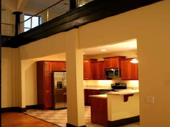 10 W Pulteney Sq APT 202