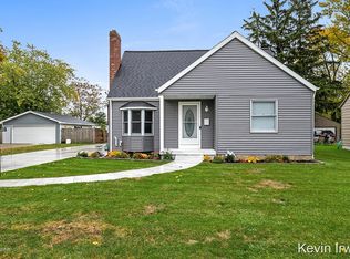 2424 Hague Ave SW, Wyoming, MI 49519