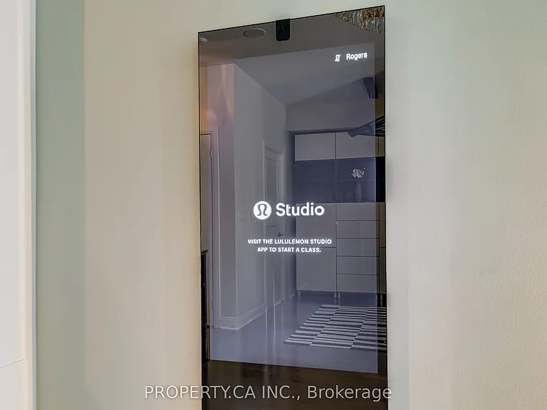 21 Scollard St #406 — Photo 13