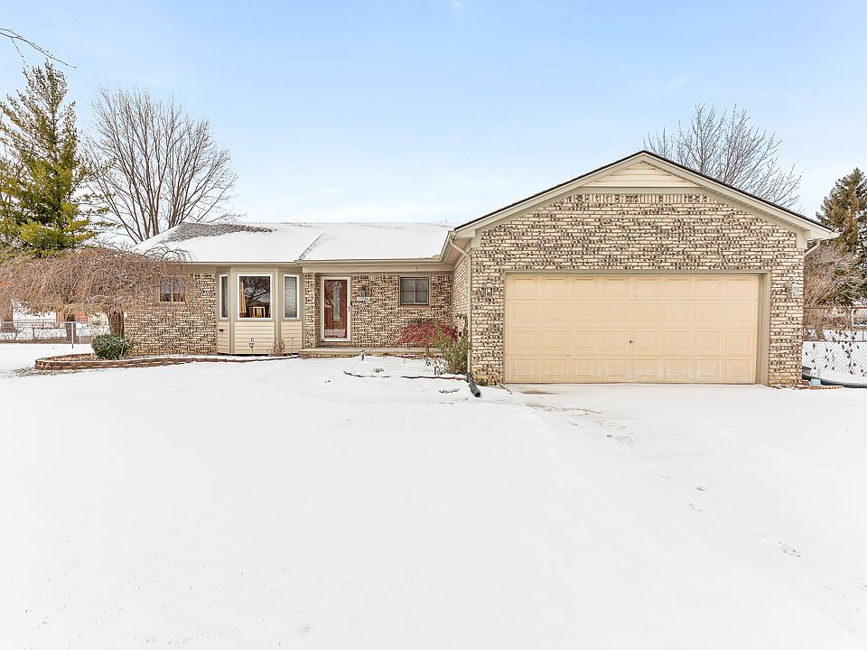 1st image of 11024 Campbell Ct