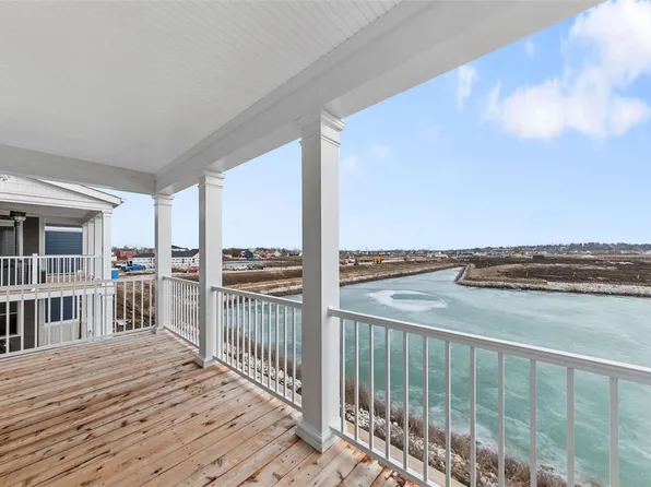 3095 Pirogue St, Saint Charles, MO 63301