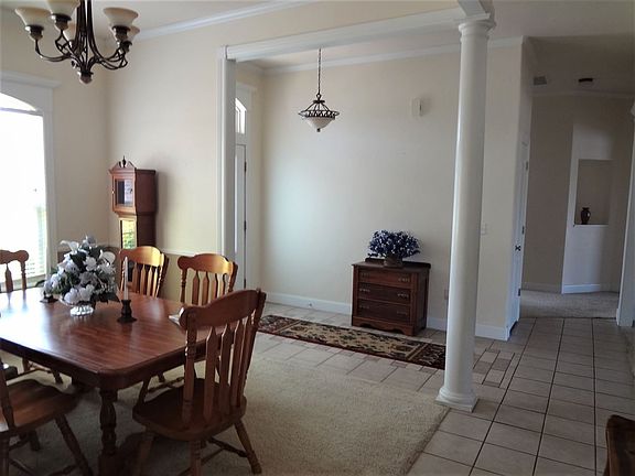 3rd image of 5618 W Trenton Ave