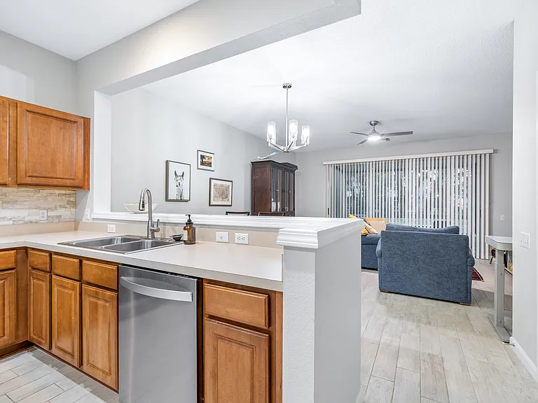 5005 Barnstead Dr — Photo 17