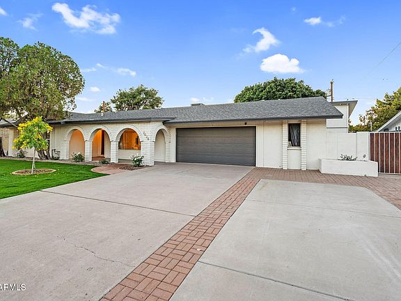 5th image of 7028 N 12TH Way