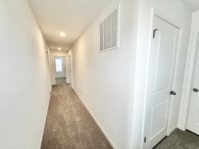 176 Cougar Ln — Photo 8